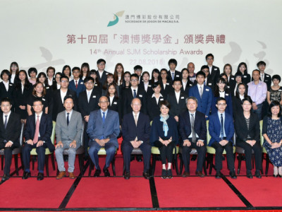 Forty-one children of staff receive scholarships from SJM