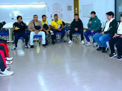 SJM Dragon Boat Team Hosts Exchange Activity with the Univer...