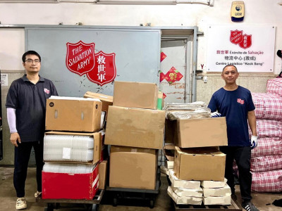 澳娛綜合捐贈物資向社區傳遞關愛