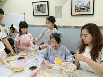 SJM Supports Mother&rsquo;s Day Cream Cake Decorating Parent-Child...